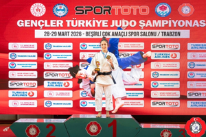 Öğrencimiz Zeynep Öztürk Türkiye Şampiyonu 